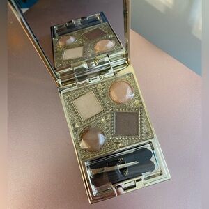 Elegance Everglow Japan Nouvelle eyeshadow 02